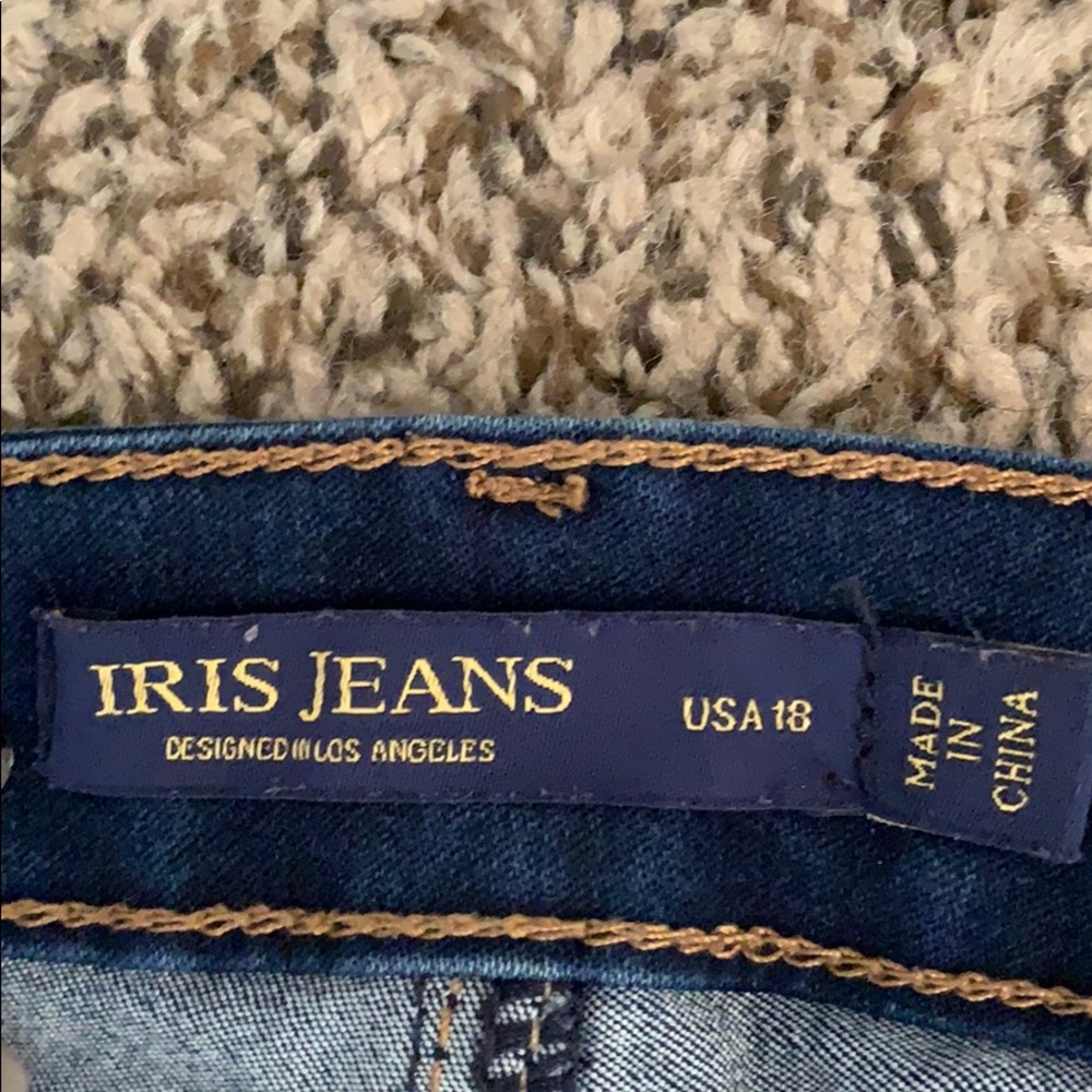 Jeans - Picture 3 of 3